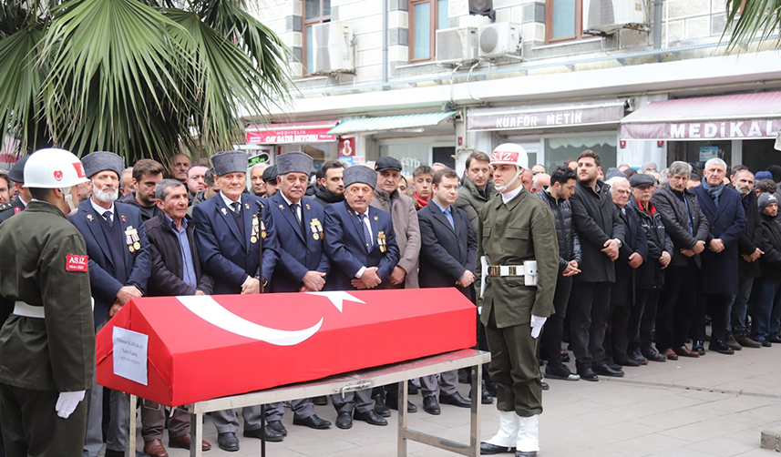 Trabzon'daki son Kore gazisi son yolculuğuna uğurlandı