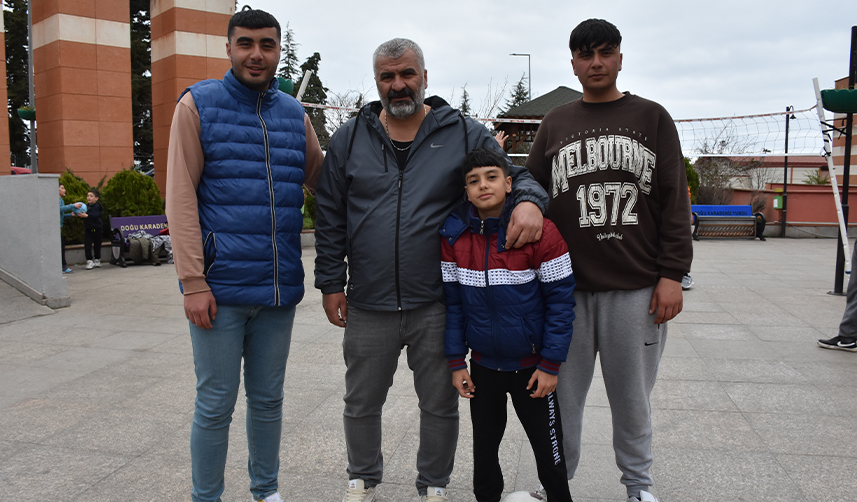 Trabzon'daki-yurtlarda-kalan-afetzedeler-depremin-izlerini-sporla-silmeye-çalışıyor