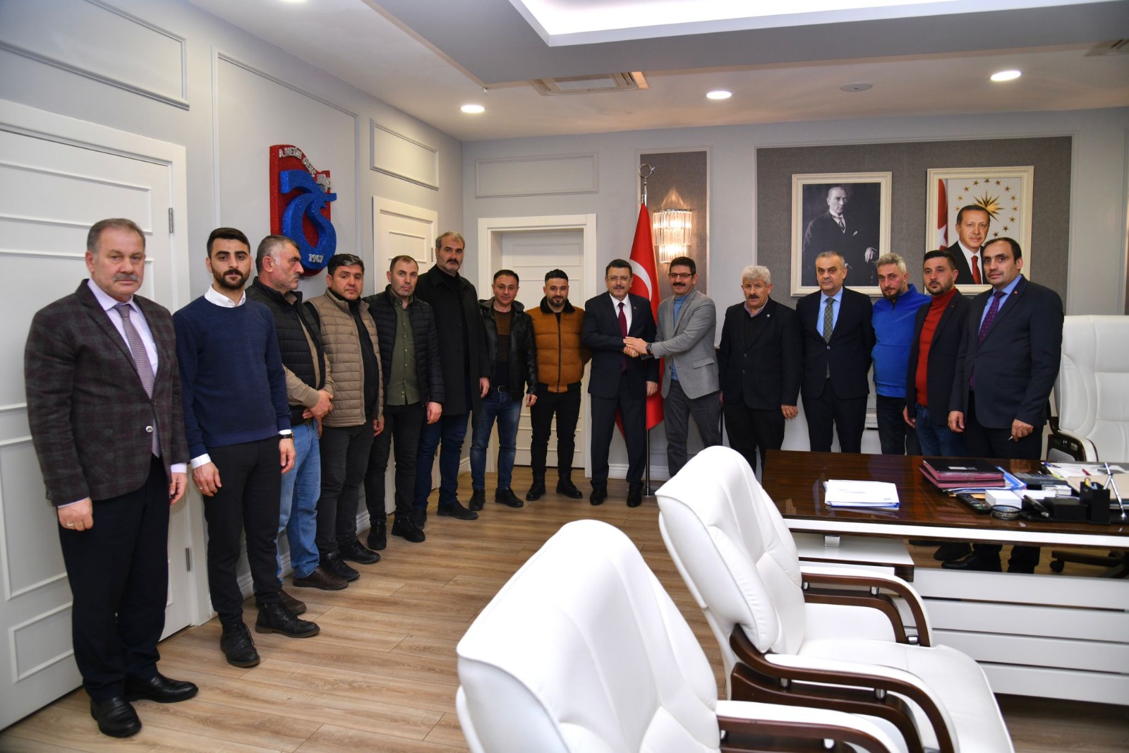 Ortahisar Belediyesi'nde imzalar atıldı! Personelin yüzü gülüyor