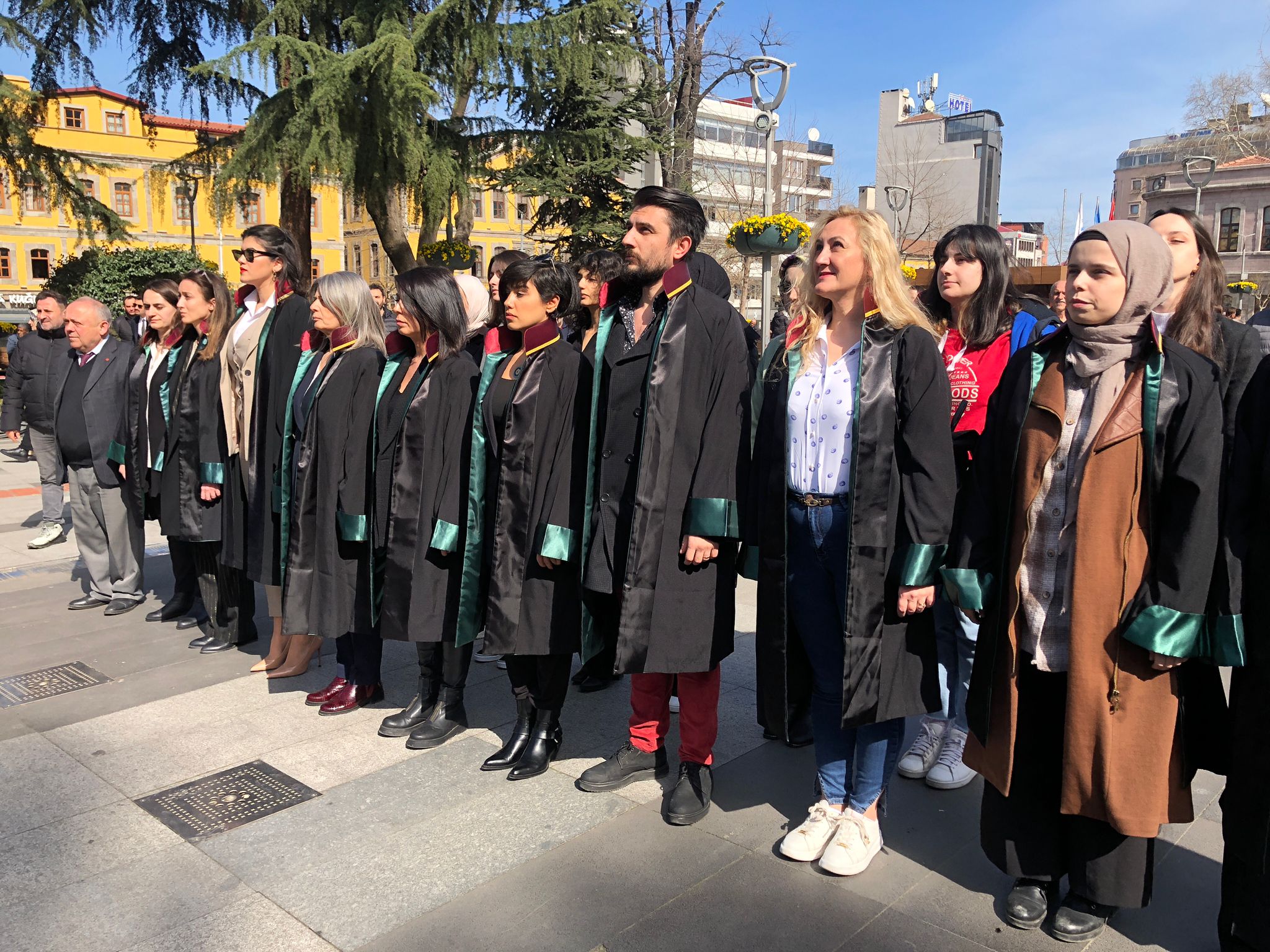 Trabzon Barosu’ndan 8 mart kadınlar gününe özel program! 