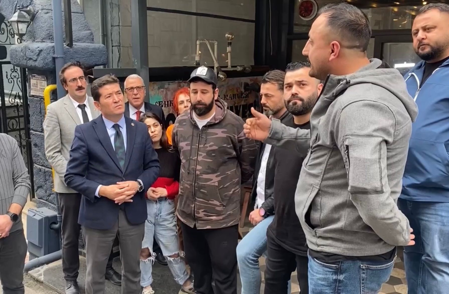 CHP'li Ahmet Kaya üniversitelerin bir an önce açılması çağrısında bulundu 