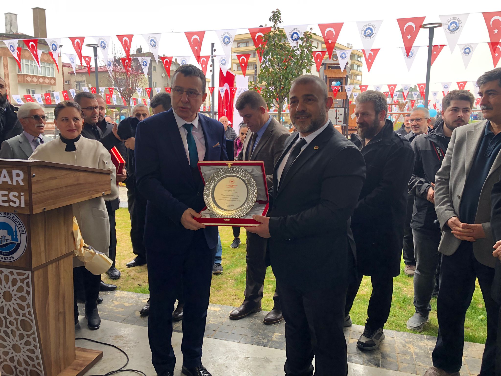 Trabzon'da Sağlıkçılar Parkı açıldı