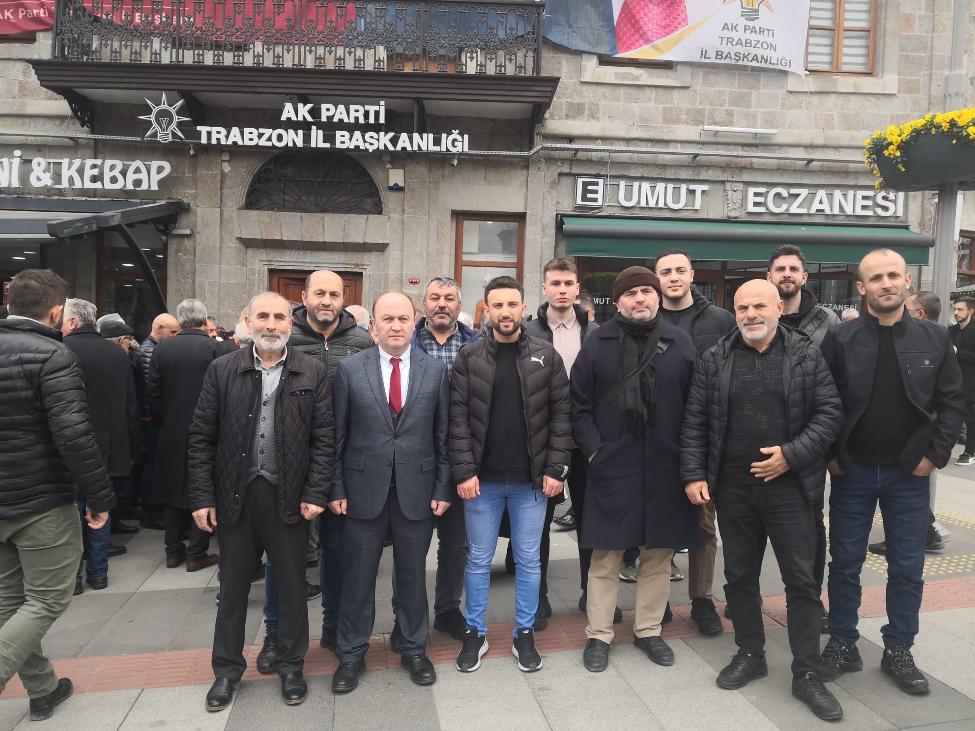 Trabzonlu İş İnsanı Temel Taflan Milletvekili aday adaylığını açıkladı