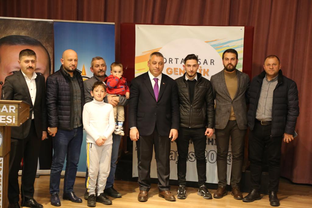 Selahaddin Çebi gençlerle buluştu