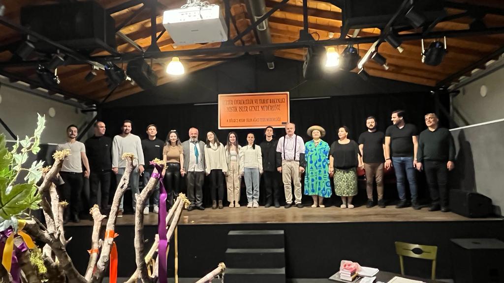 Trabzon Şehir Tiyatrosu'ndan bir 'Dilek Ağacı'