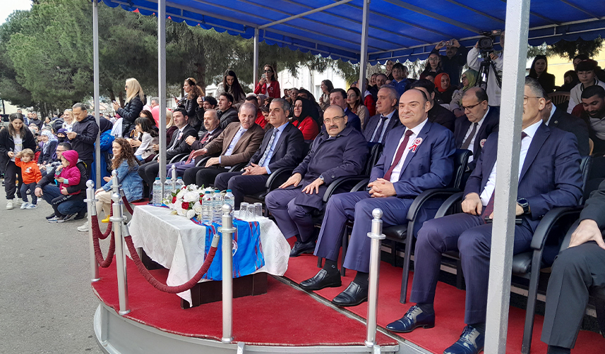 Trabzon'da 23 Nisan coşkuyla kutlandı