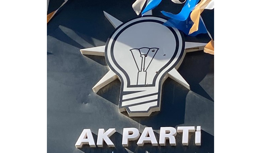 AK Parti Çukurova ilçe binasına silahlı saldırı