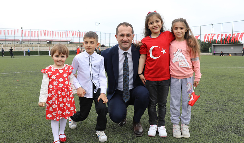 Akçaabat'ta 23 Nisan törenle kutlandı