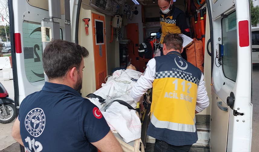 Tartıştığı karısını defalarca bıçakladı! Kaçarken yakalandı