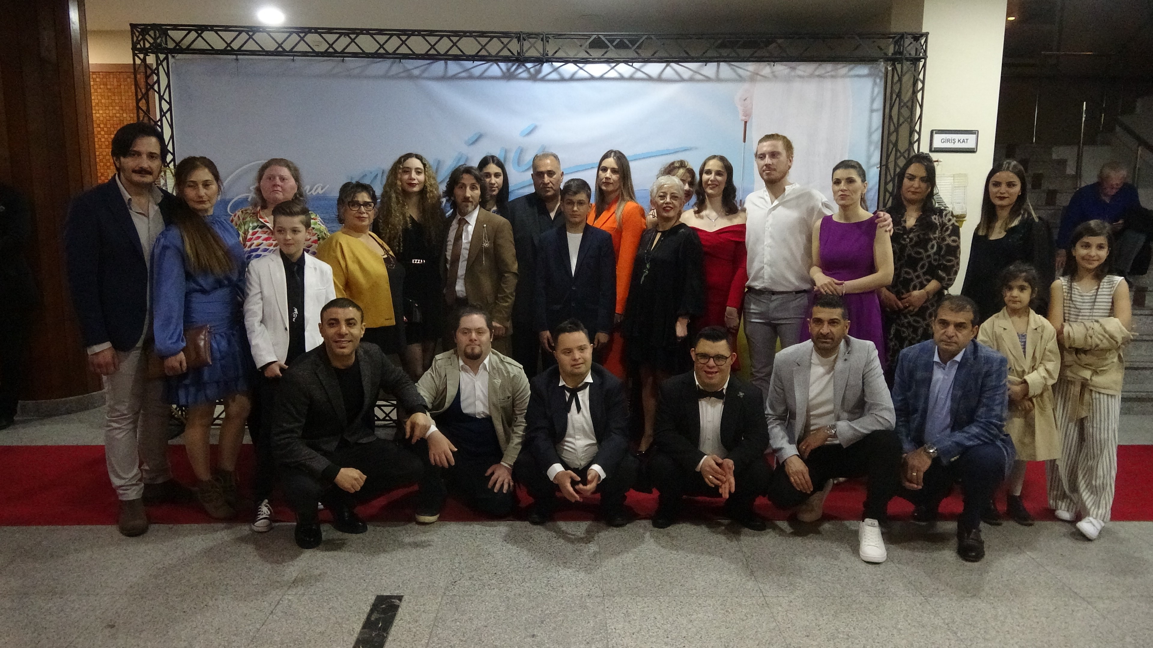 Trabzon'da "Bana Maviyi Anlat" filminin galası yapıldı