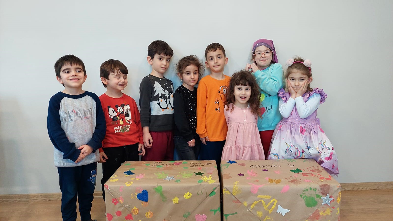 Bayburt'ta miniklerden yardım eli 