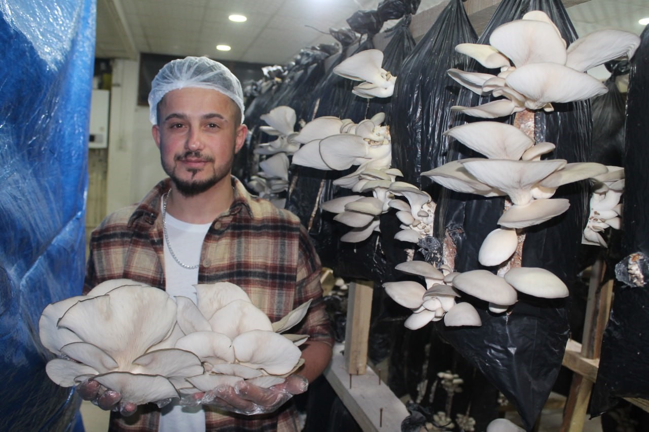 Bayburt'ta tır şoförlüğünü bırakıp hayallerinin peşinden gitti! 