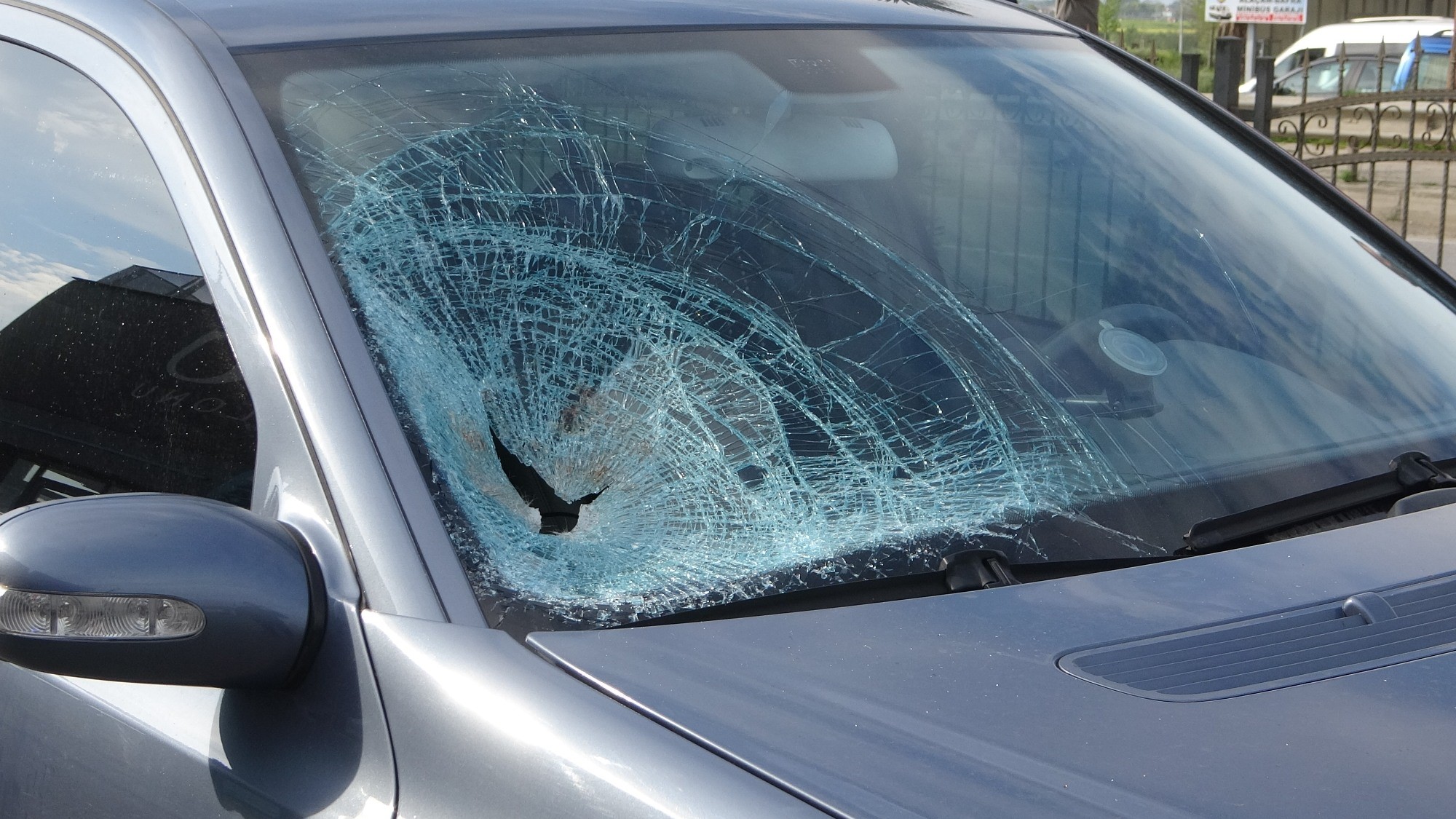 Samsun'da otomobil elektrikli bisiklete çarptı! 1 yaralı 