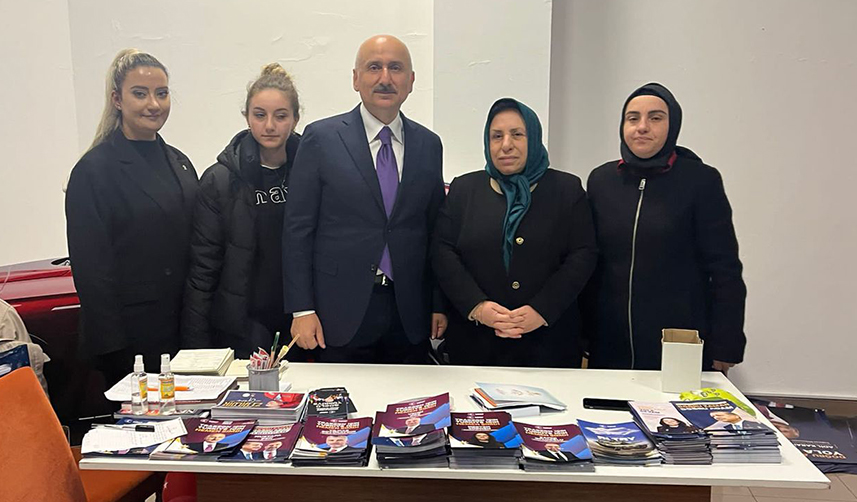 Bakan Karaismailoğlu'ndan AK Partili kadınlara özel teşekkür