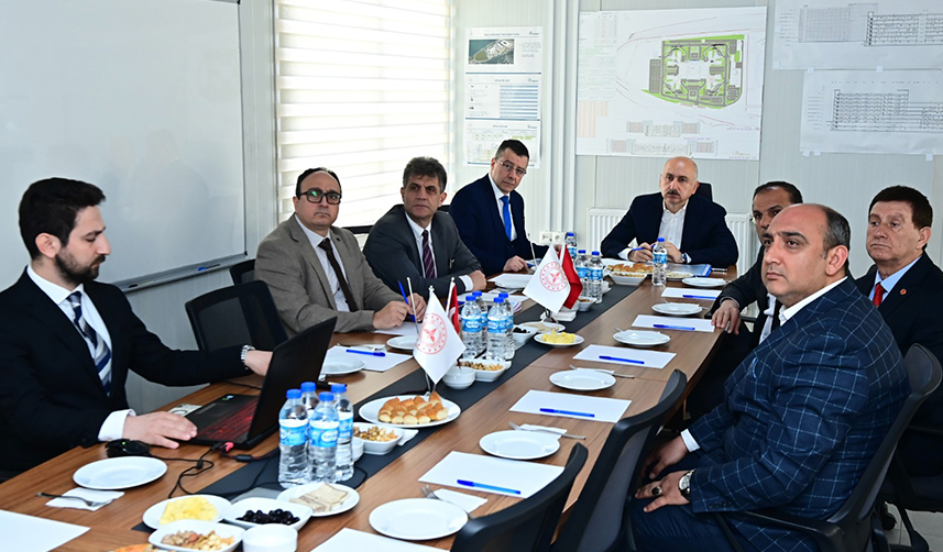 Bakan Karaismialoğlu açıkladı! Trabzon Şehir Hastanesi ne zaman açılacak?