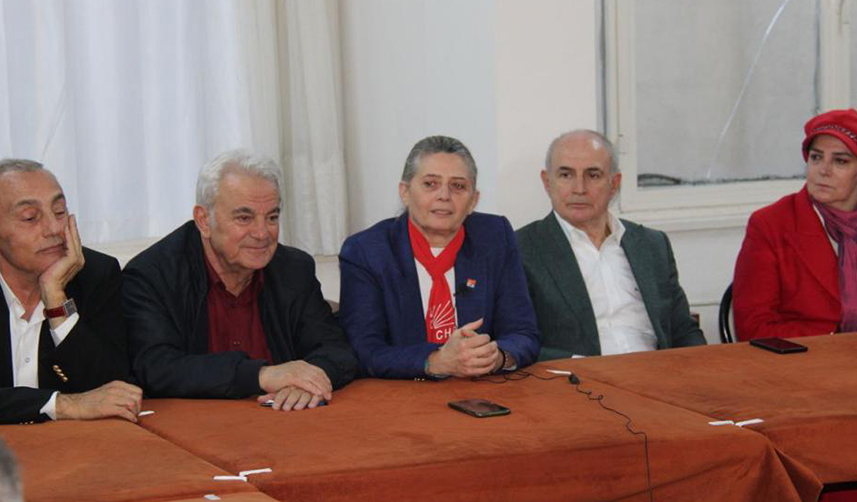 CHP Trabzon Milletvekili adayı Sibel Suiçmez'den Gümüşhaneliler Vakfı'na ziyaret Kutuplaşmadan nemalanmaktalar