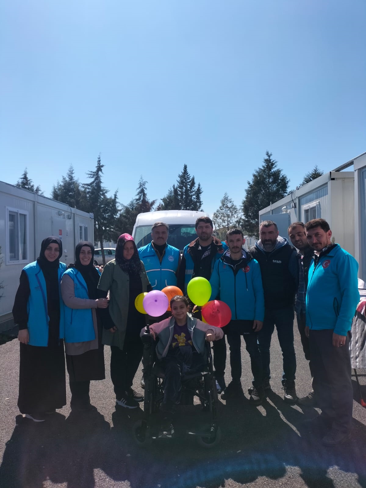 Depremzede melike’nin akülü aracı murat amcasından (2)