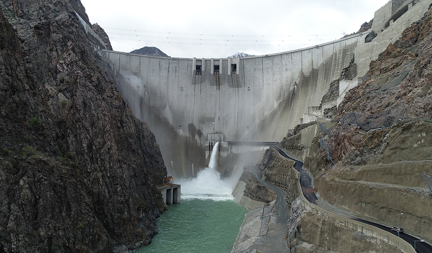 Yusufeli Barajı ve HES'te su yüksekliği 112 metreyi aştı
