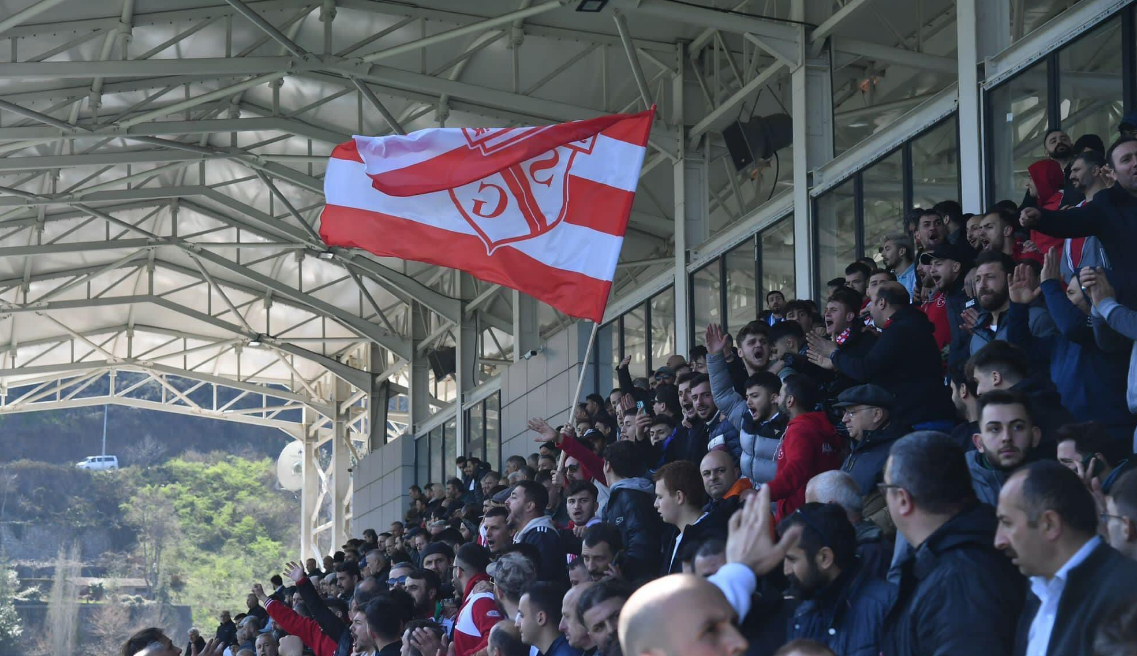 sebat gençlikspor bayrak