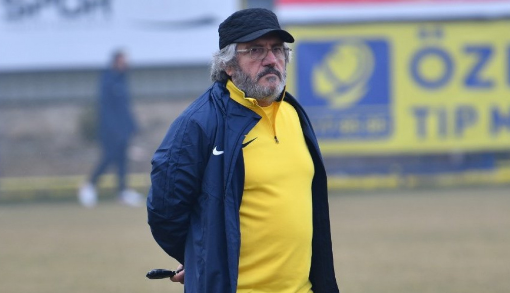 mustafa reşit akçay