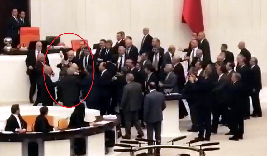 İYİ Partili Örs'e yumruk atmıştı! AK Parti'den flaş hamle