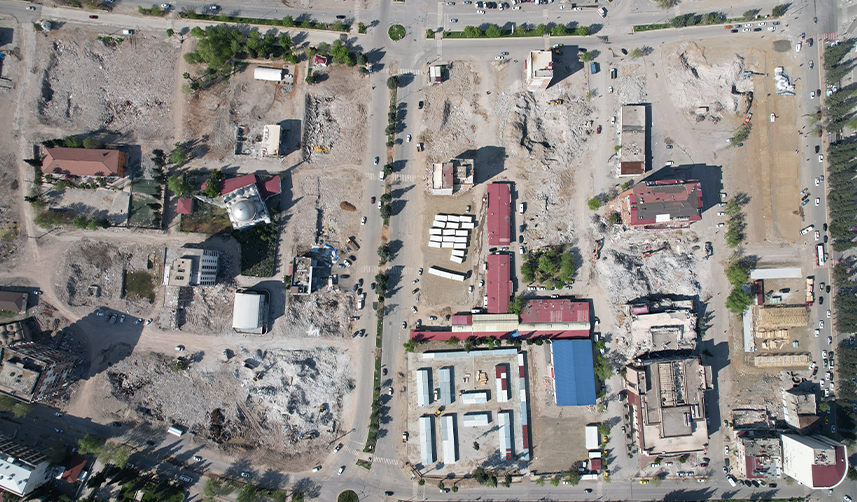 Kahramanmaraş'ta enkazlar kalktı! Son hali havadan görüntülendi