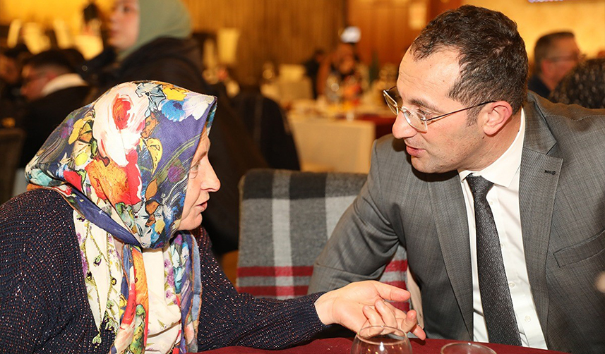 Trabzon'da Başkan Ekim, şehit aileleri ile oruç açtı