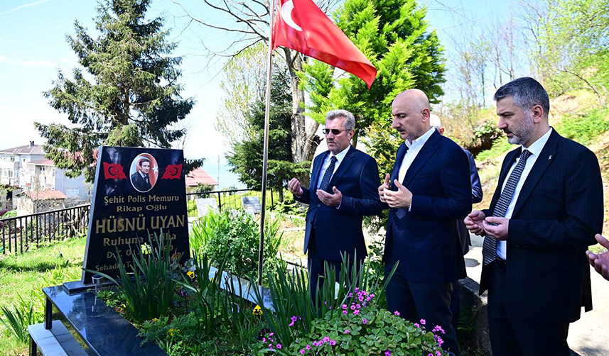 Bakan Karaismailoğlu, Of’ta vatandaşlarla buluştu