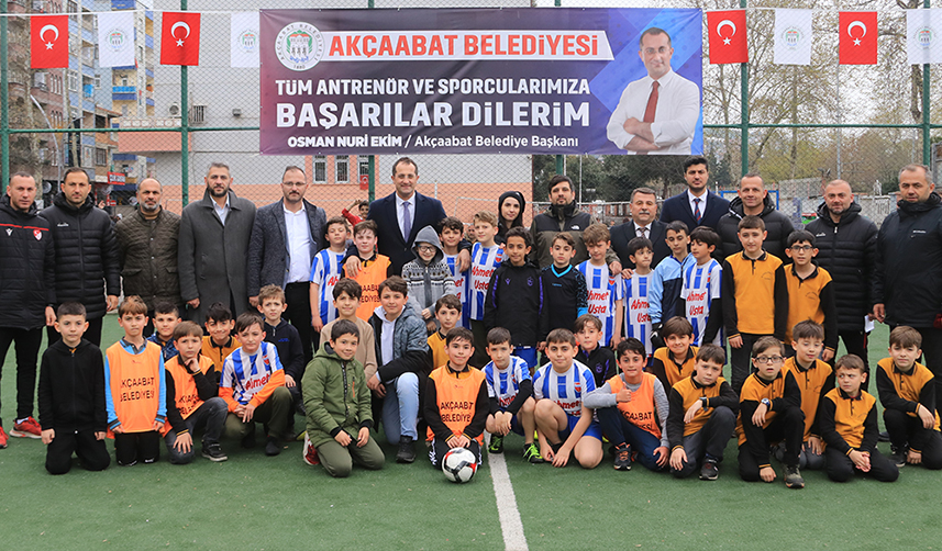 Trabzon'da ilkokul öğrencileri futbol şenliğinde karşılaştı