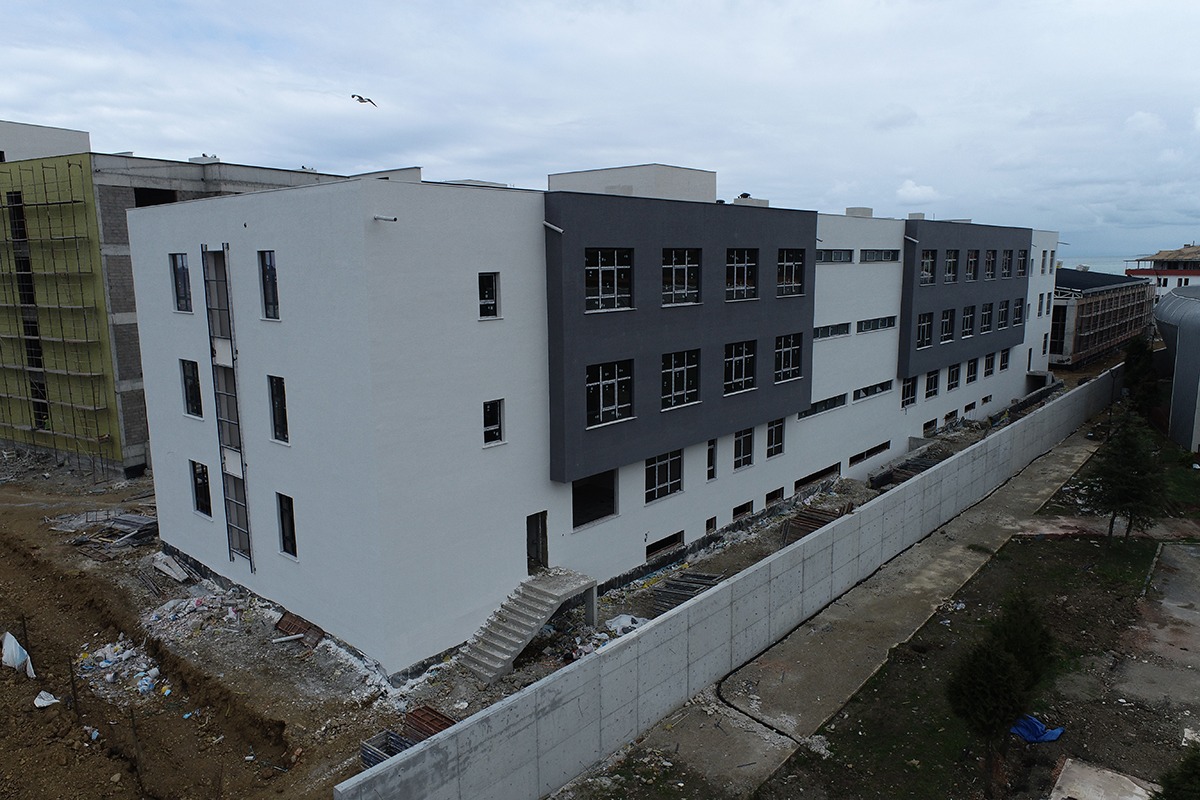 Akçaabat’ı geleceğe taşıyacak projeler hayat buluyor