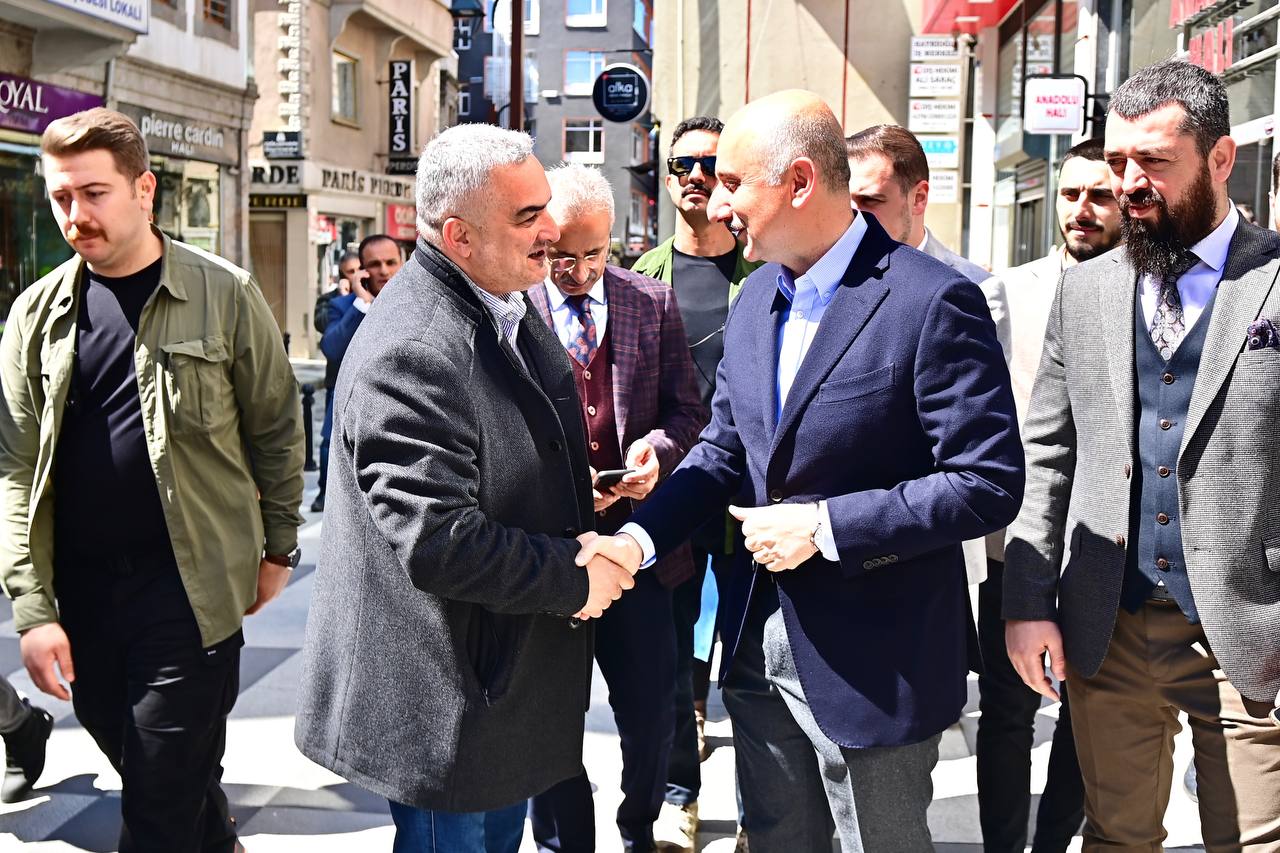 Bakan Karaismailoğlu'ndan Trabzon'da esnaf ziyareti 