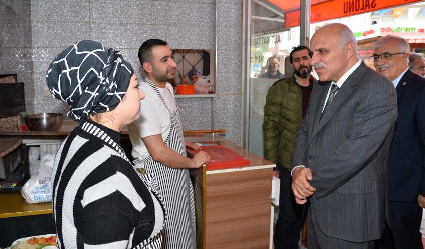 Trabzon'da Başkan Zorluoğlu'ndan Maçka esnafına ziyaret