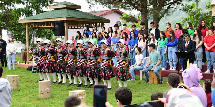 Trabzon’da depremzedelere yönelik sosyal faaliyetler düzenlendi
