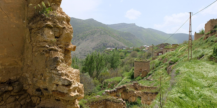 Gümüşhane'de taş evler turizme kazandırılmayı bekliyor