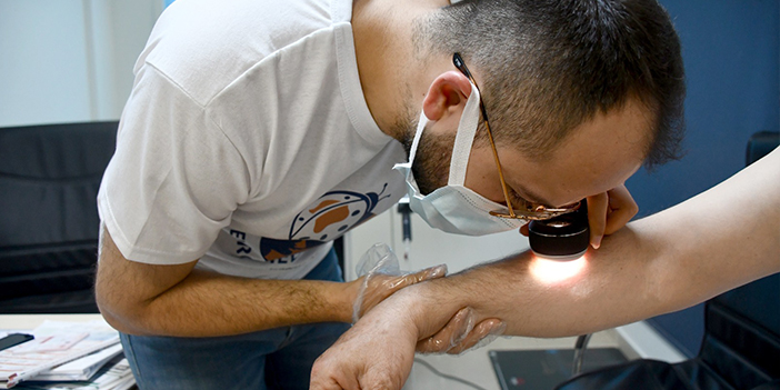 KTÜ Farabi Hastanesi'nde kanserde erken teşhisin önemi anlatıldı