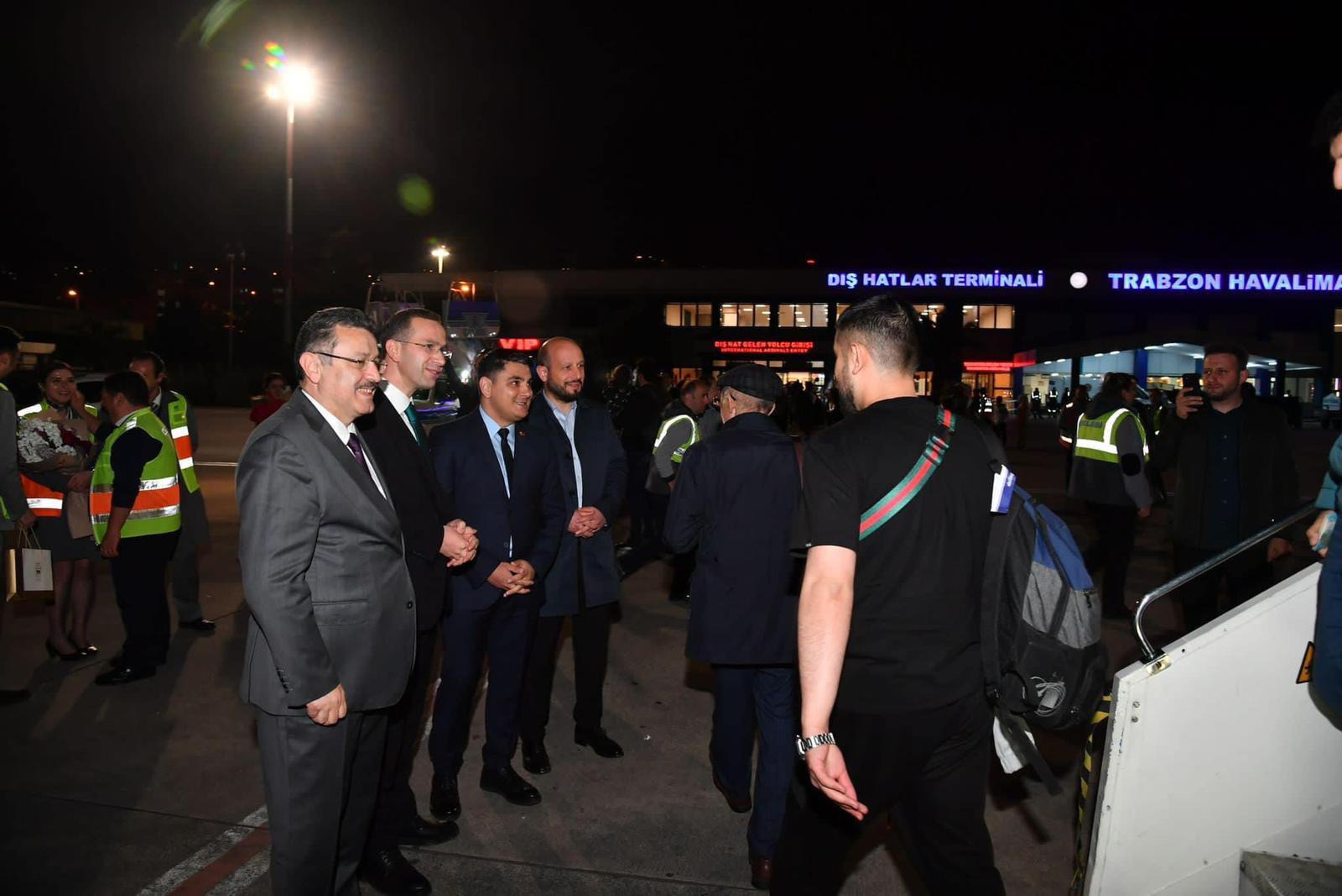 Azerbaycan Hava Yolları'nın Bakü Trabzon ilk seferi gerçekleştirildi! 