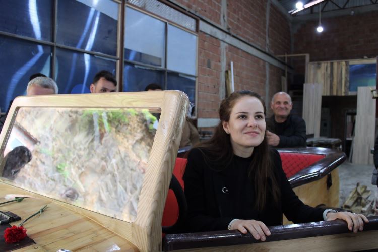 AK Parti Trabzon Milletvekili Adayı Meryem Sürmen “Gençlerle Sohbet” etti