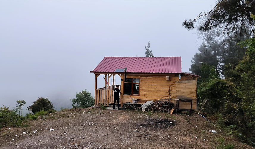 Artvin'de ev kapısının zorlanmasını hırsız işi zannetti! Gerçek bambaşka çıktı
