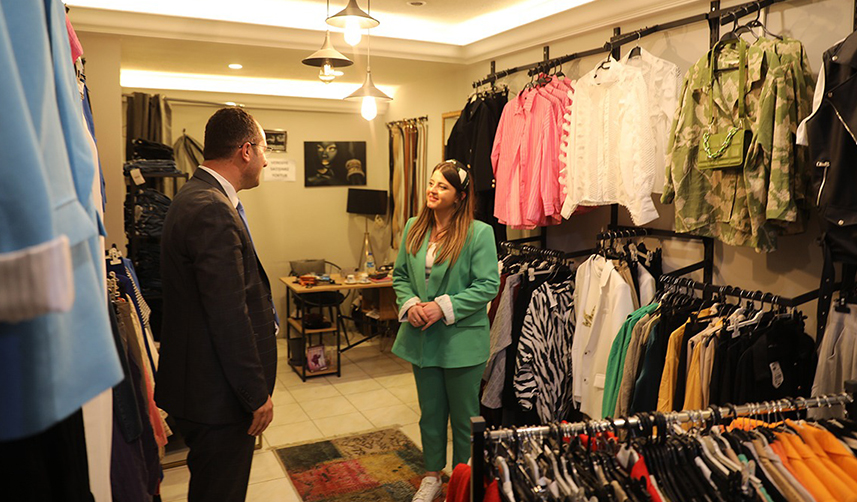 Başkan Ekim Akçaabat'ta vatandaşlarla bir araya geldi