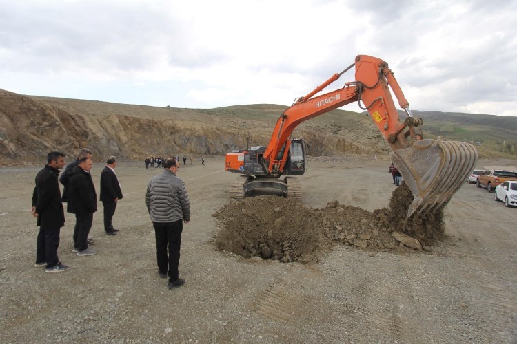 Bayburt'ta ilk kazma vuruldu! İnşaat başladı
