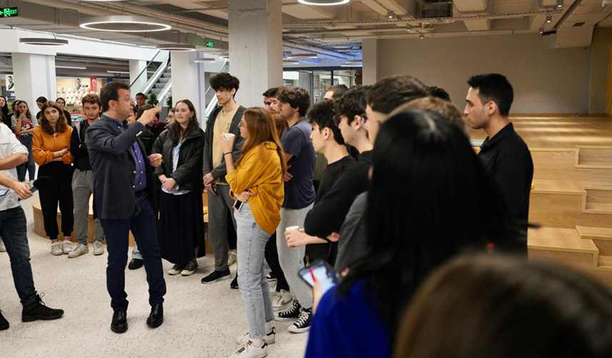 Ekrem İmamoğlu'ndan gençlere çağrı Firesiz oy kullanın