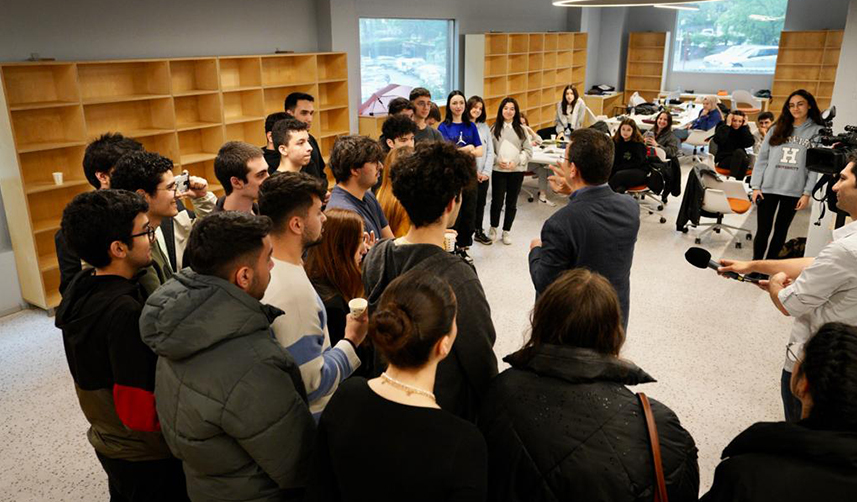 Ekrem İmamoğlu'ndan gençlere çağrı Firesiz oy kullanın