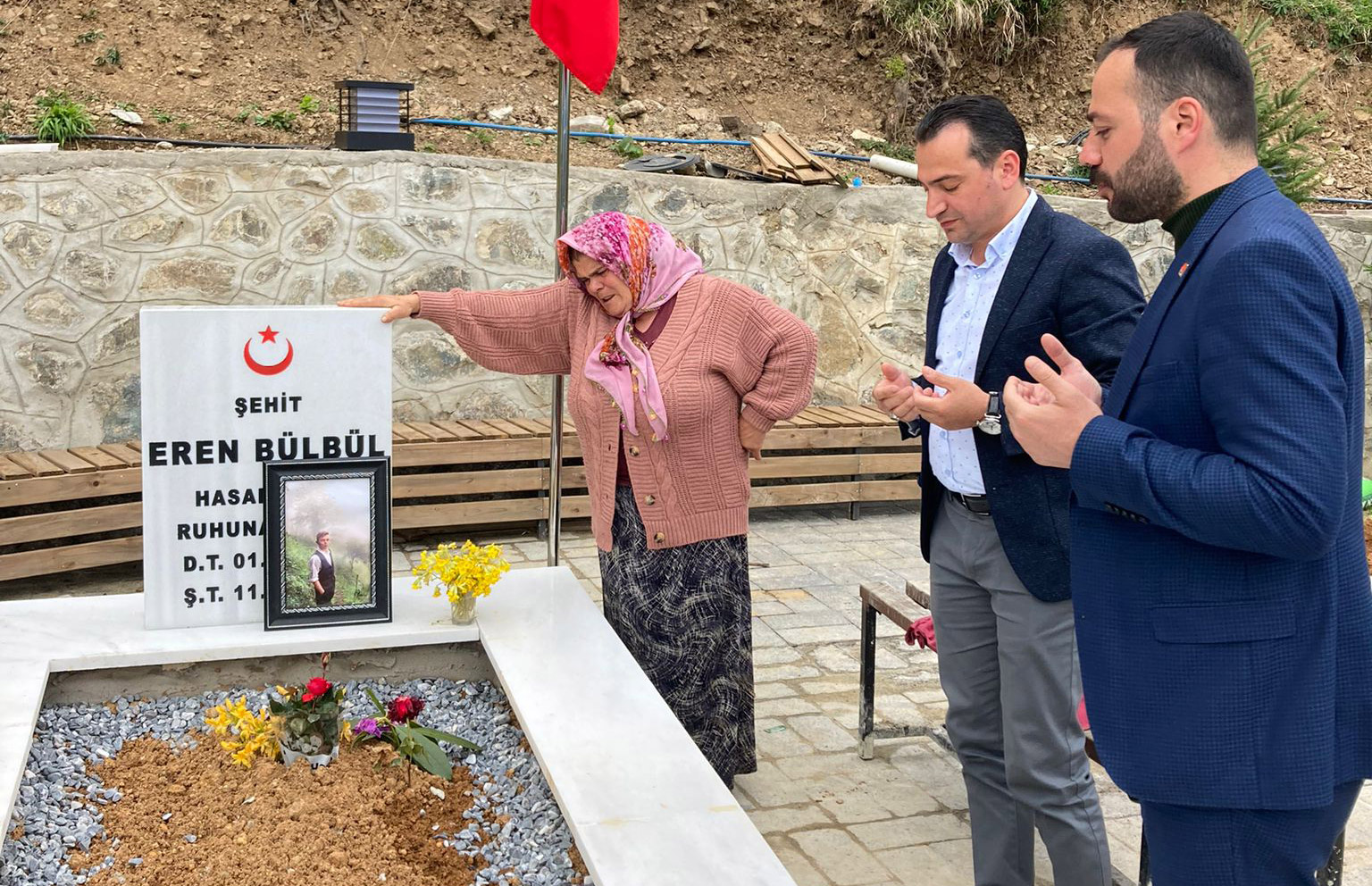 CHP Trabzon Milletvekili adayı Akıncı Sürmen’e cevabı Maçka’dan verdi! “Bankamatik memurlarından ahlak dersi alacak deği