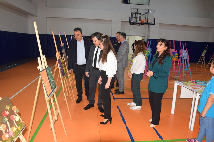 Giresun Espiye'de resim sergisi açıldı