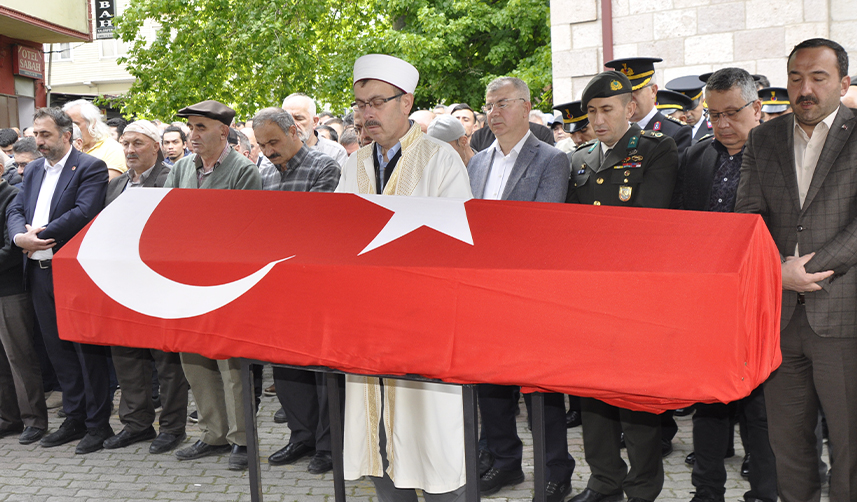 Kıbrıs gazisi Artvin'de son yolculuğuna uğurlandı