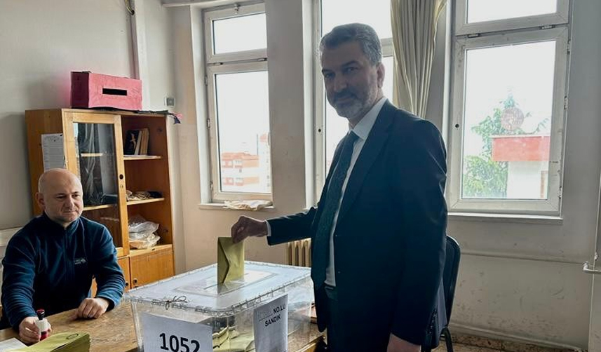 mumcu oyunu kullandı