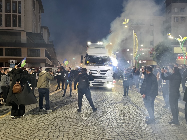 Çaykur Rizespor taraftarları kutlama yaptı!