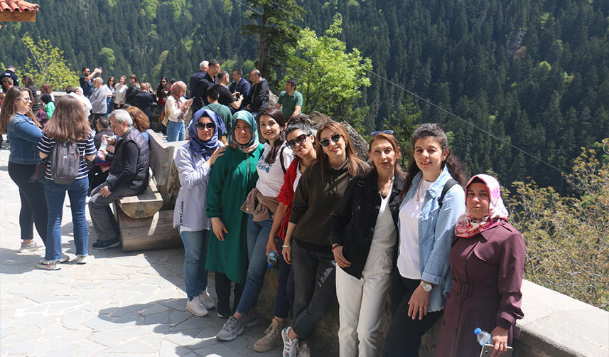 Şanlıurfa'daki şehit yakınlarına Trabzon turu