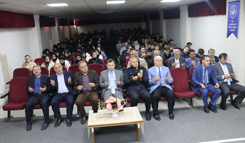 Trabzon'da deprem belgeseli gösterimi yapıldı