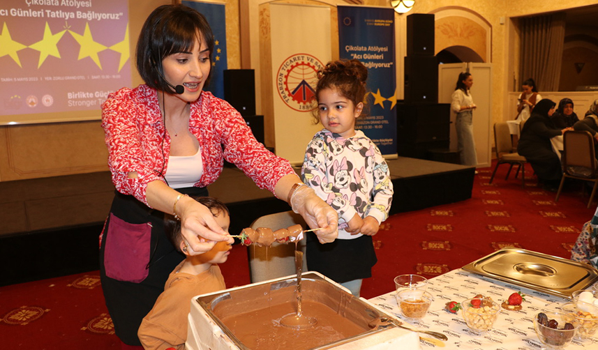 Trabzon'da depremzedeler için çikolata atölyesi